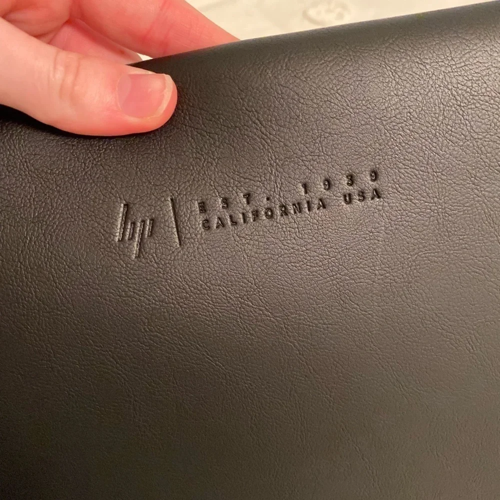 HP Portable Desktop Case